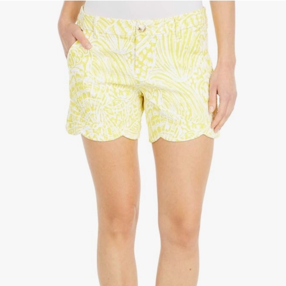 Lilly Pulitzer Yellow and White Scallop Hem Shorts